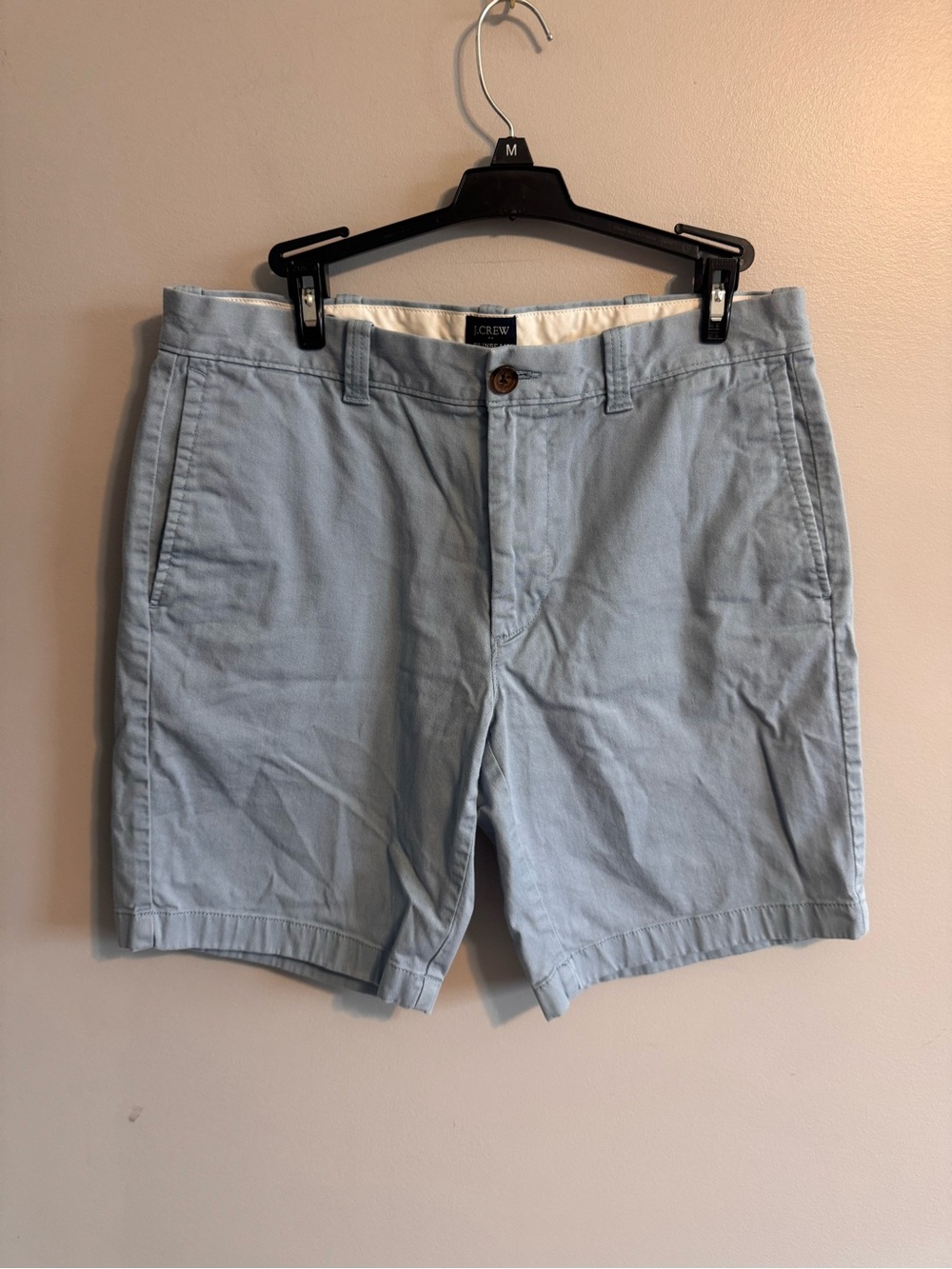 J.Crew Men’s 9” Chino Shorts Size 32 Light Blue Flat Front
